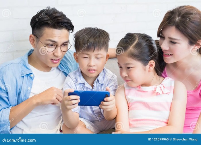 Family games on iphone